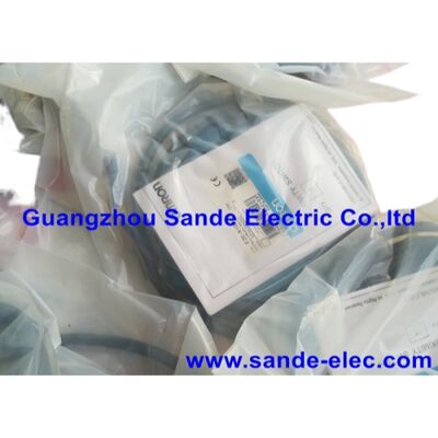 E2E-X10ME1  NEW OMRON  PROXIMITY SWITCH  E2EX10ME1   E2E-X1OME1  E2E-X10ME1