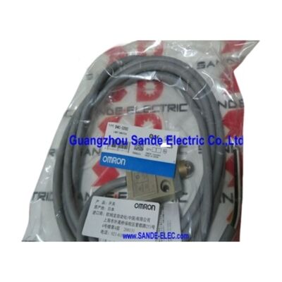 D4C-3202 New Omron Limit Switch  D4C-3202    D4C3202   D4C-32O2