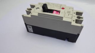 Mitsubishi NF32-SV2P5A Molded Case Circuit Breaker